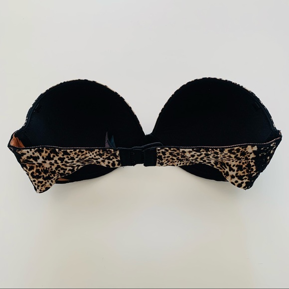 Victoria’s Secret Very Sexy Strapless Push-up - Picture 2 of 3